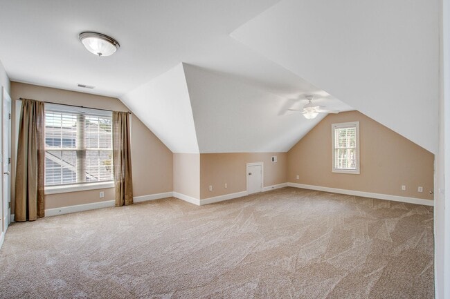 Building Photo - Beautiful 4 Bedroom in Hamlin Plantation -...