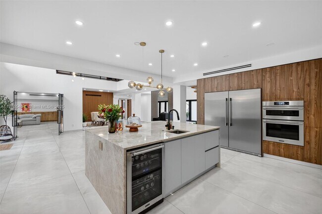 Building Photo - 3000 Riverland Rd