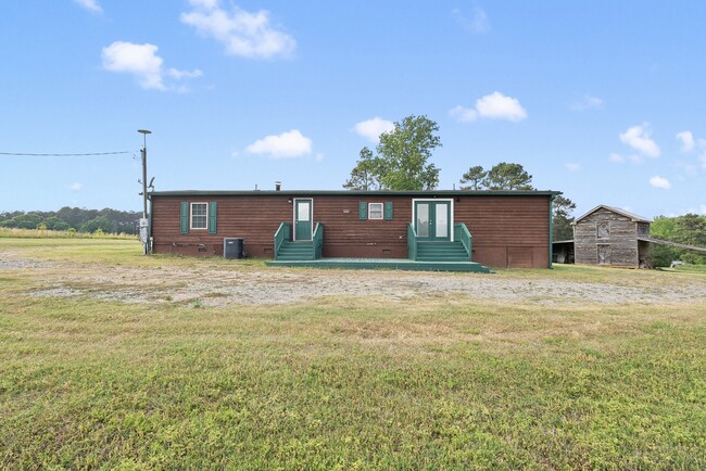Building Photo - 674 Mount Olivet Church Rd