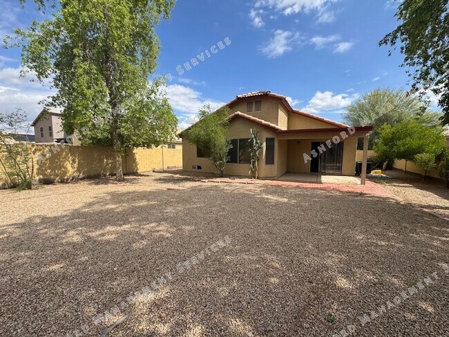 Building Photo - BEAUTIFUL 3 BEDROOM 2 BATHROOM HOME IN GOODYEAR
