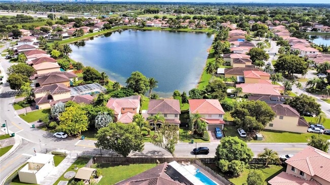 Building Photo - 13505 SW 122nd Ave