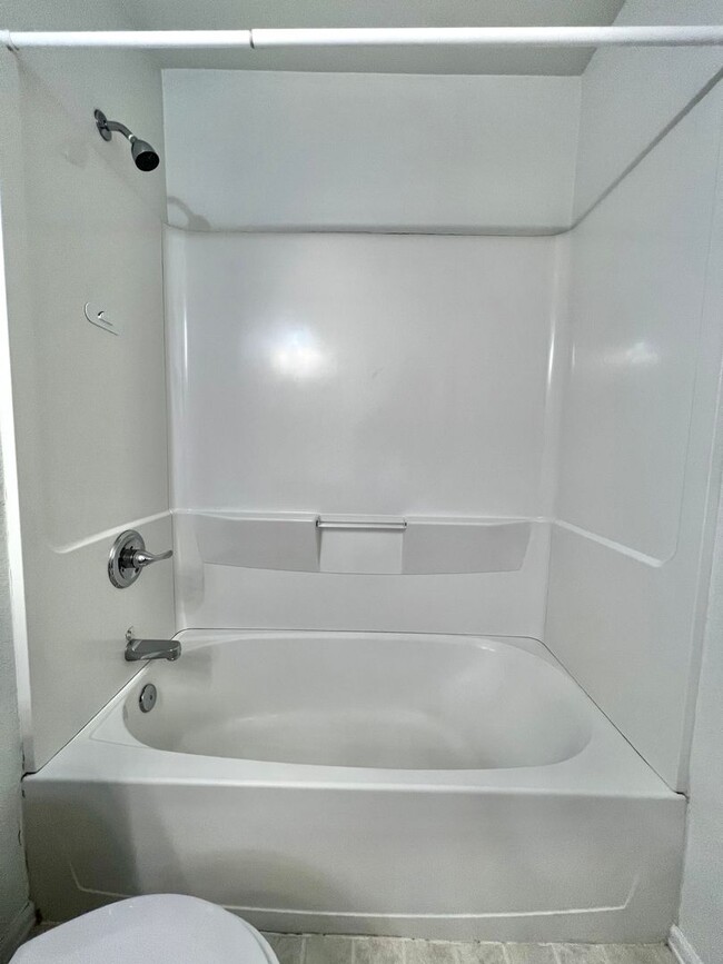 Building Photo - Spacious 4 Bed, 3.5 Bath Home with Finished Basement in South Fort Collins!