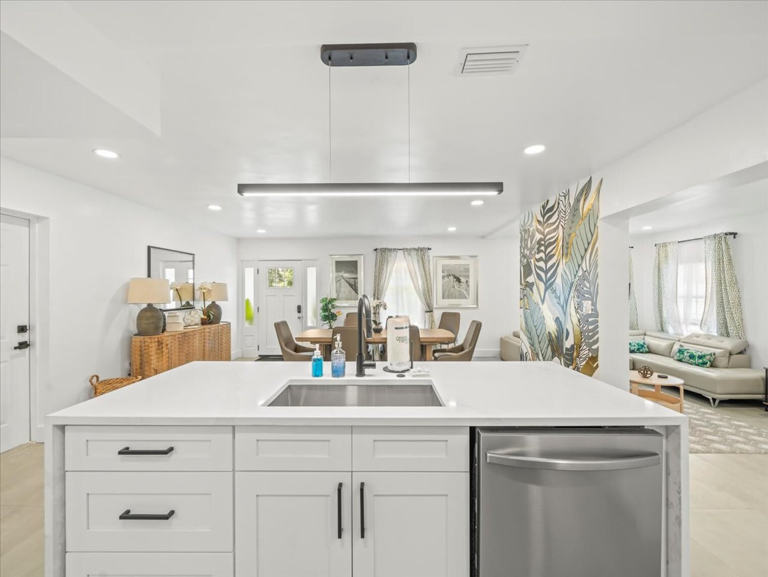 Building Photo - 3811 River Grove Ct