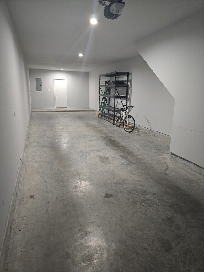Building Photo - 4902 Paradigm Ln