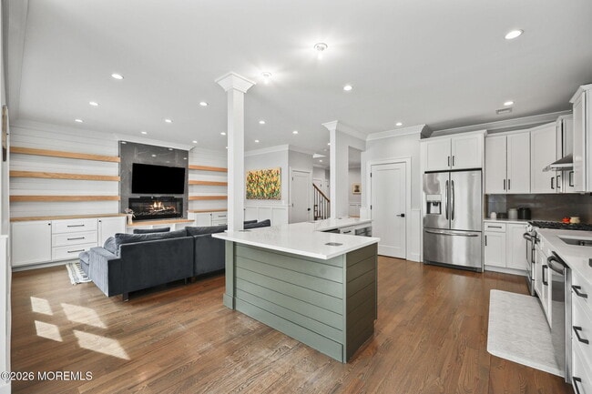 Building Photo - 28 Rector Pl