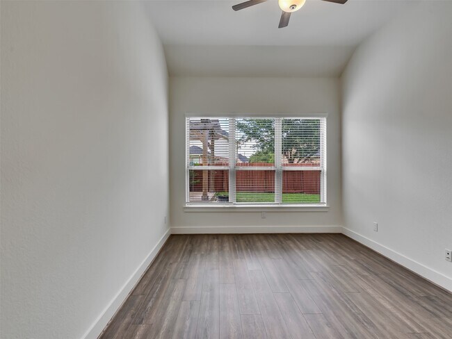 Building Photo - 20126 Turtle Brook Ln
