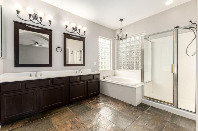 Building Photo - 7690 E San Fernando Dr