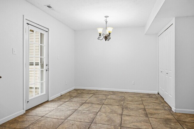 Building Photo - 3228 Dunnbury Ct