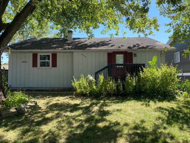 Building Photo - 408 29th Ave W