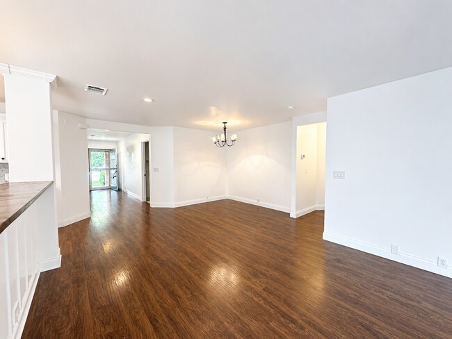 Building Photo - AVAILABLE NOW!; APPLY TODAY AT OUR WEBSITE!!