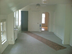 Living Room - 1539 Jackson N St