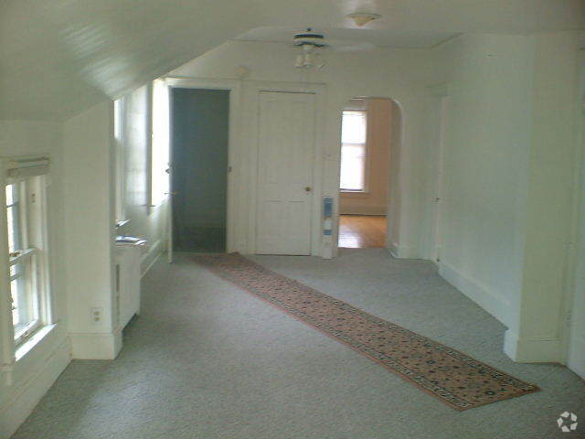 Living Room - 1539 Jackson N St
