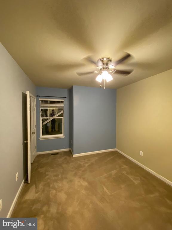 Building Photo - 104 Gretchen Ct