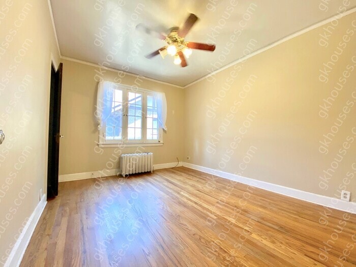 Building Photo - 19 S Emerson St