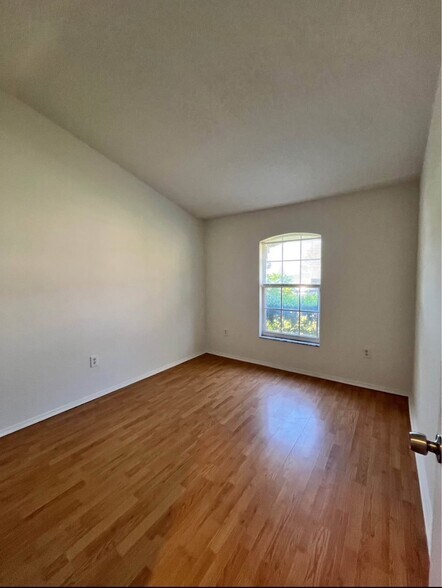 Building Photo - 13927 Corrine Key Pl