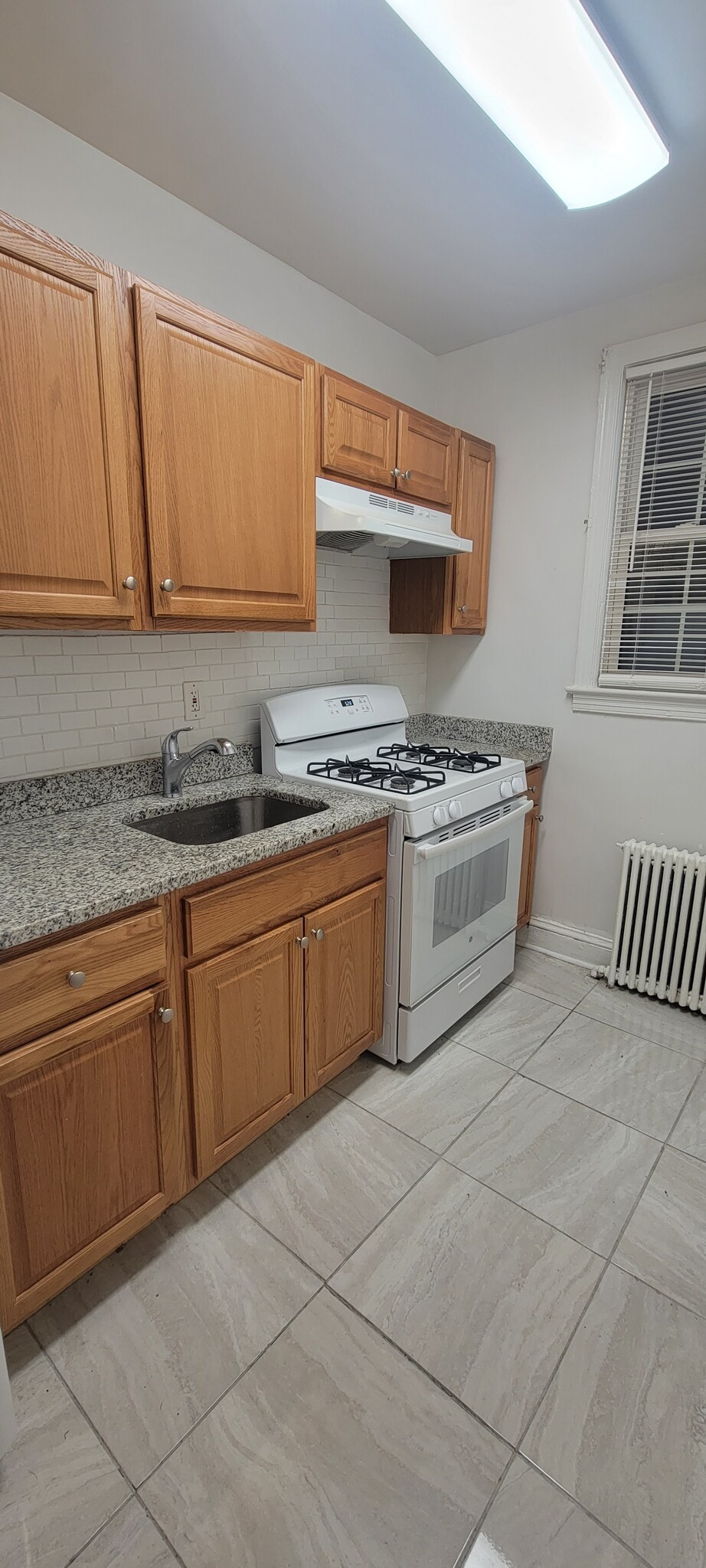 Kitchen - 5061 New Hampshire Ave NW