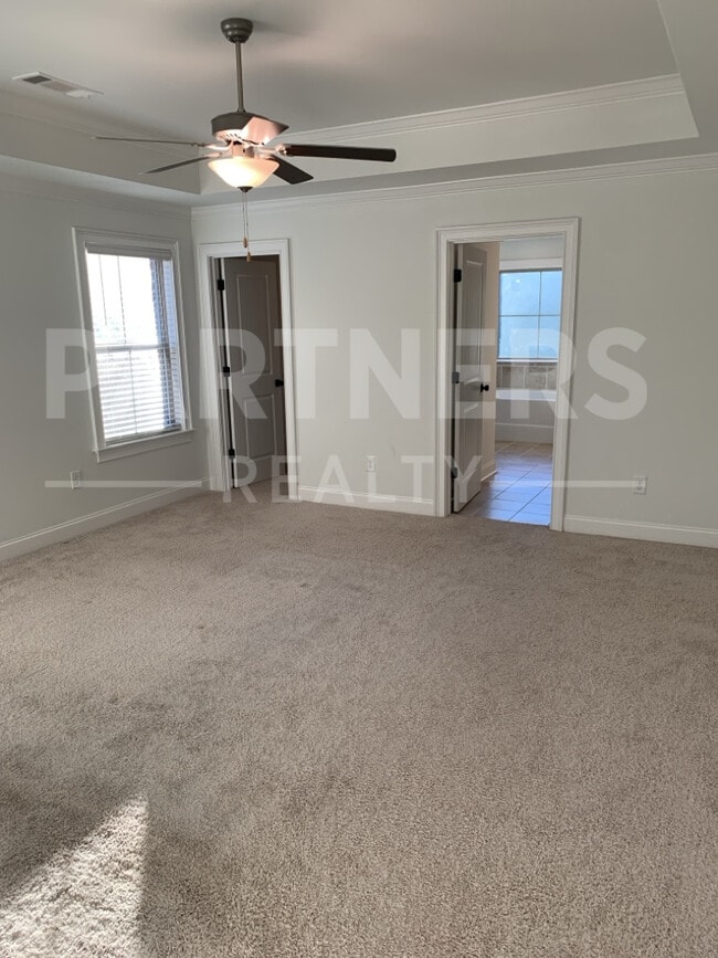 Building Photo - 5812 Blevins Cir