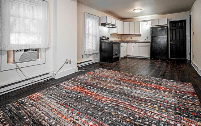 Building Photo - 14 Pulaski Hwy