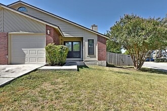 Building Photo - 3404-3404 Ridge Ash