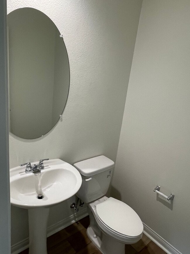 Building Photo - 3 Bed 3 Bath Townhouse in San Marcos - Brand New