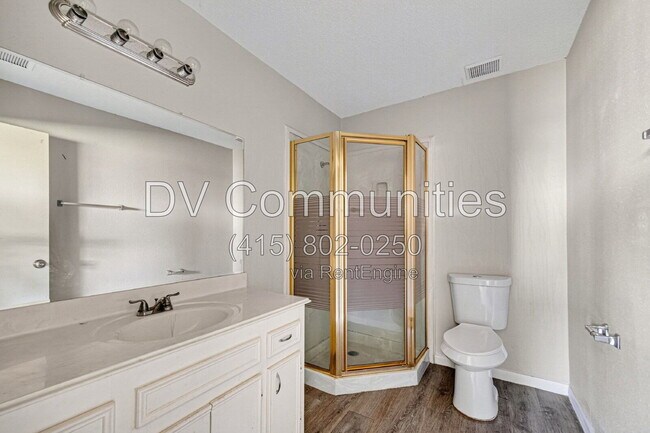 Building Photo - 16835 S Lighthouse Dr