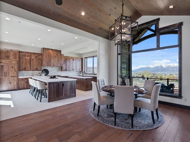 Building Photo - 1075 N Oquirrh Mountain Dr