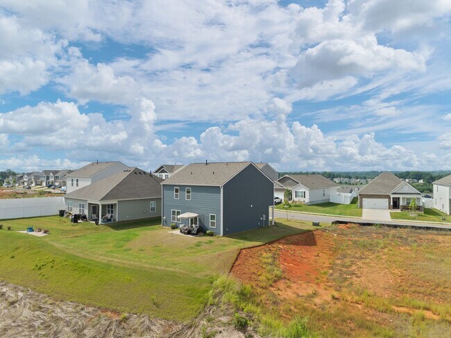 Building Photo - NEW BUILD! AMENITIES!! Lease Only.