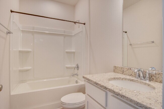 Building Photo - Deer Run 4BR/3BA Home – Solar, Community Pool & ½ Deposit for Active Military