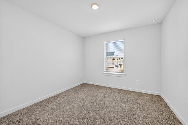 Building Photo - 3518 Mockingbird Ln