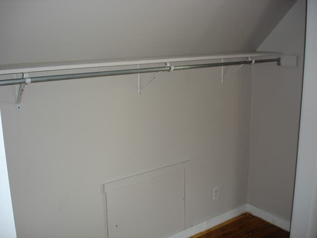 Building Photo - 5217 Forest Hill Ave