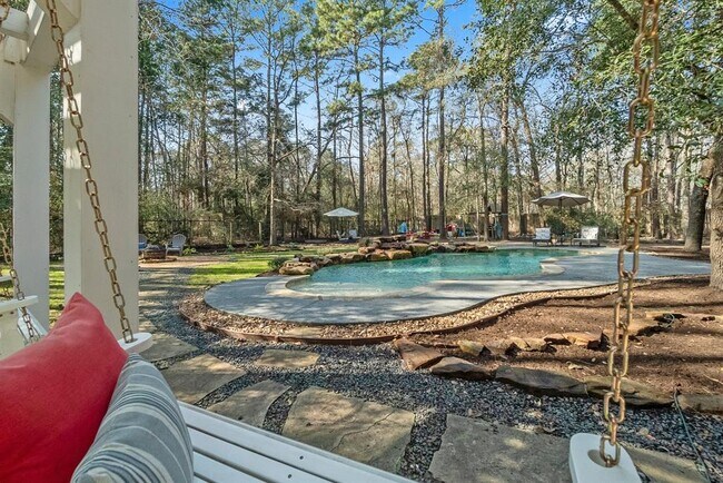 Building Photo - 9520 Chasewood Blvd