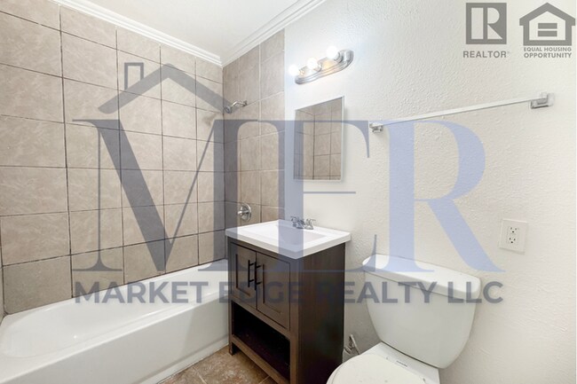 Building Photo - 4Bed/2Bath House McDowell/32nd St! NO CREDIT, NO BACKGROUND, NO RENTAL HISTORY CHECK!