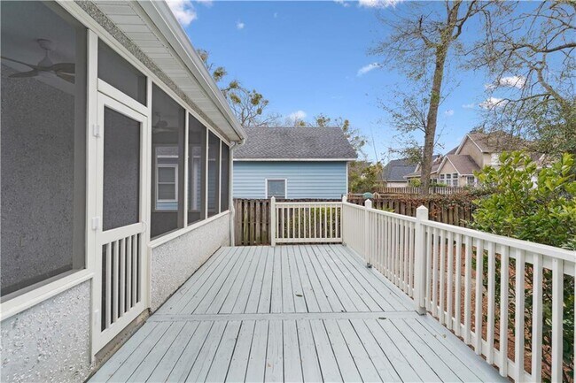 Building Photo - 417 Colley Ln