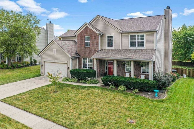 Building Photo - Luxurious 4-Bedroom Furnished Home in West...