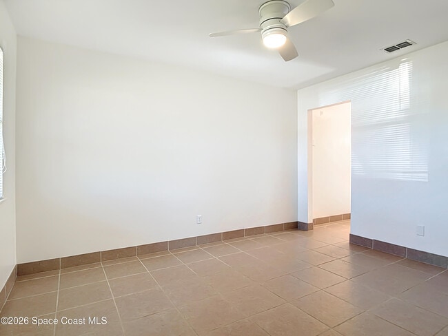 Building Photo - 710 Flamingo Dr