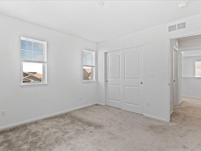 Building Photo - 6248 Dapplegray St