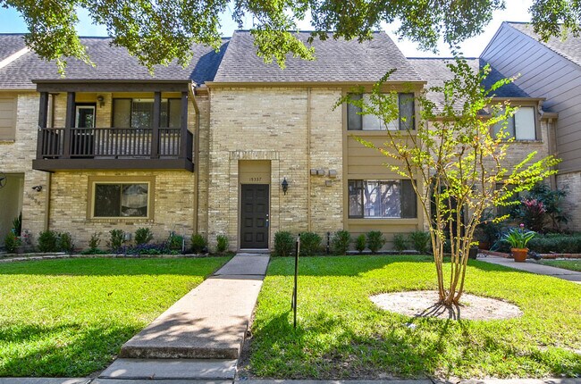 Building Photo - 3 BEDROOM TOWNHOME FOR LEASE IN LANGHAM CREEK