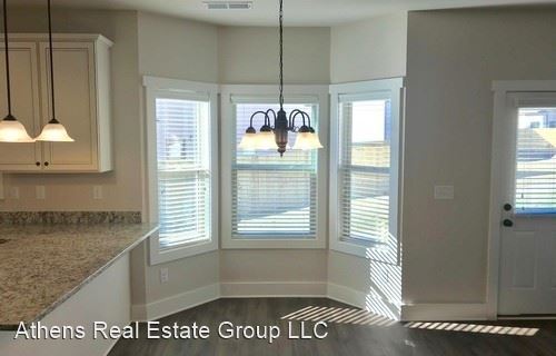 Building Photo - 3 br, 2.5 bath House - 255 Jennings Court