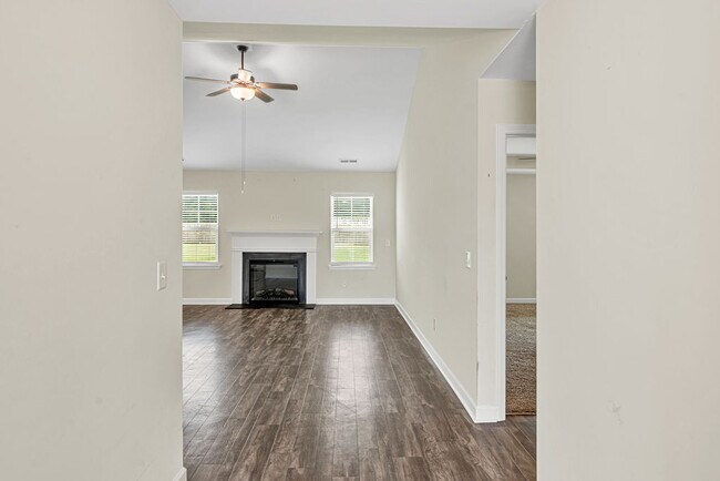 Building Photo - 507 Ginn St