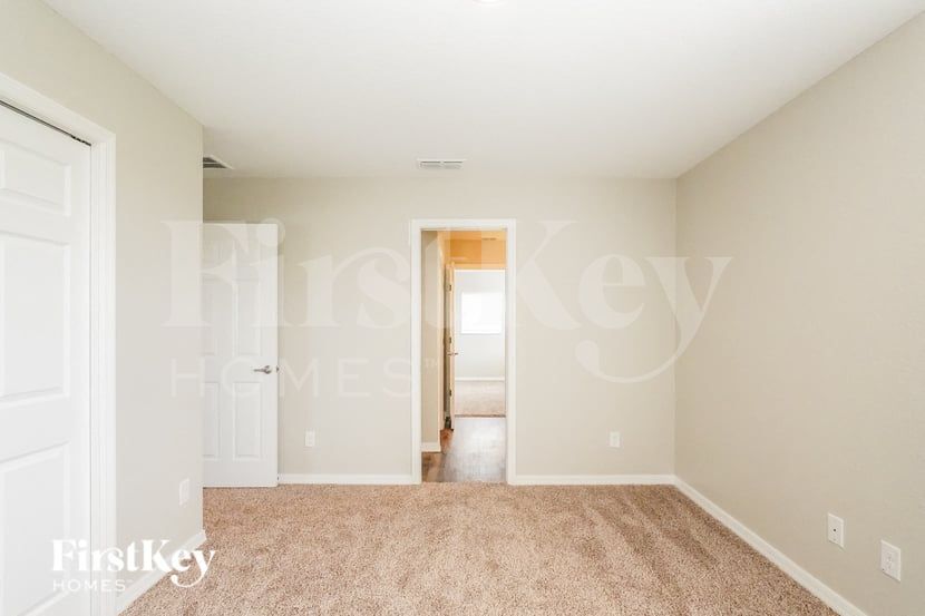Building Photo - 2898 Harlow Ave