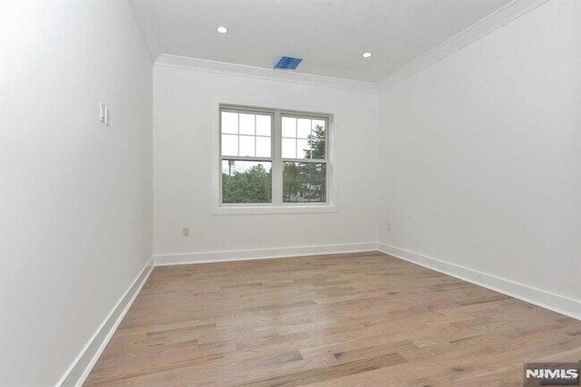 Building Photo - 234 Rivervale Rd