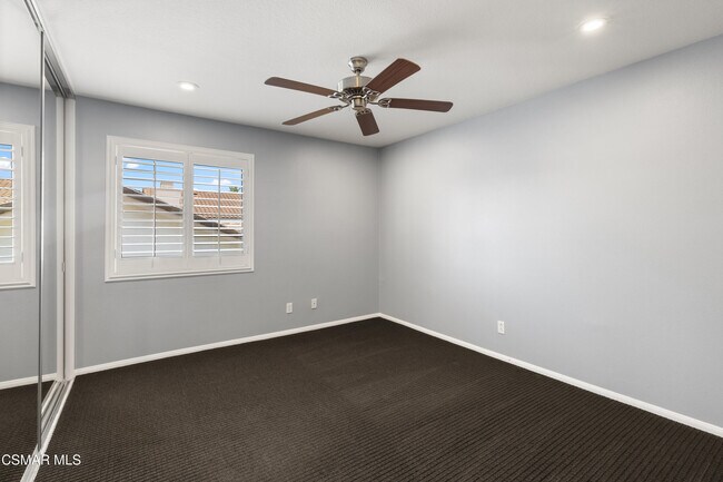 Building Photo - 1648 Meadowglen Ct
