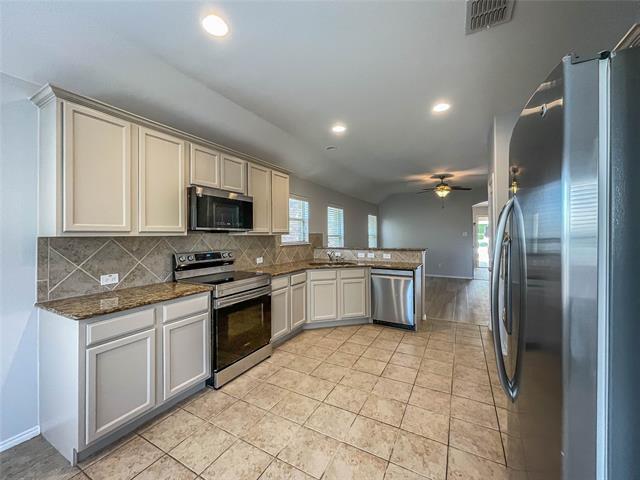 Building Photo - 12217 Walden Wood Dr