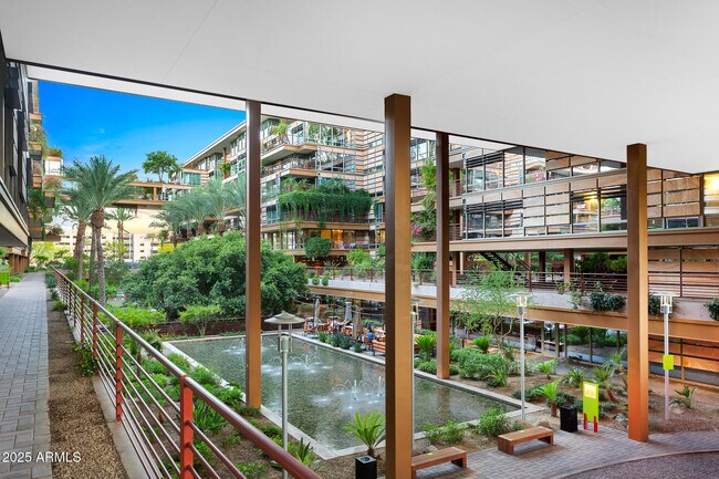 Building Photo - 7167 E Rancho Vista Dr