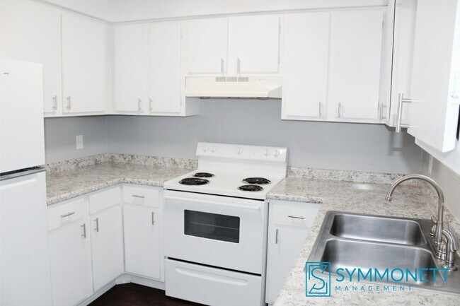 Building Photo - Limited-Time Move-In Special! - Free RING Camera!