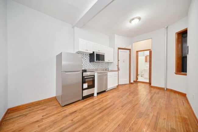 Building Photo - 1 bedroom in NEW YORK NY 10018