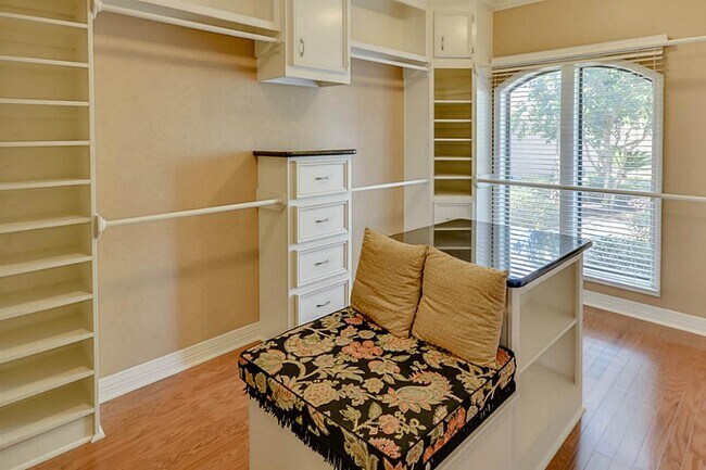 Primary Photo - 58 Lake Rd