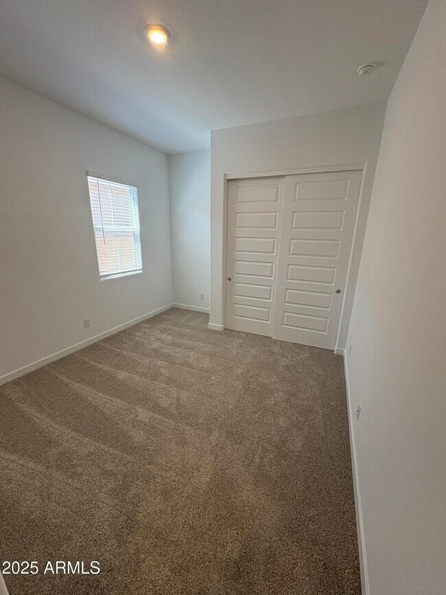 Building Photo - 23139 E Lords Wy