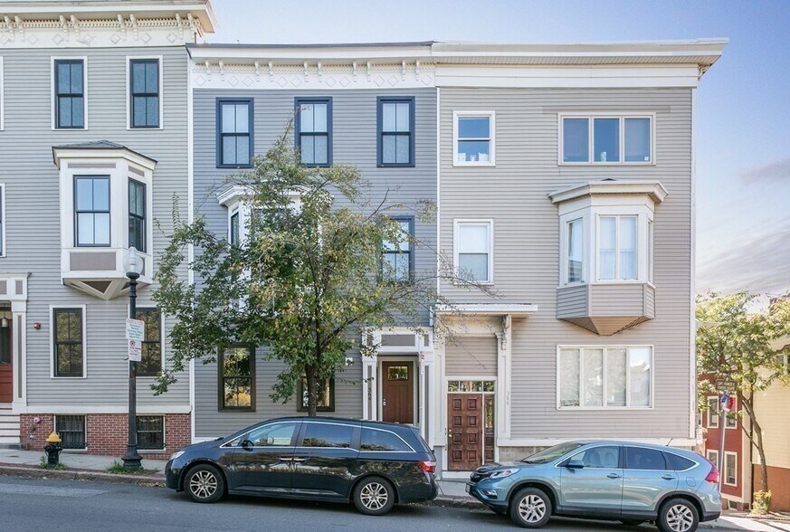 Building Photo - 362 Bunker Hill St