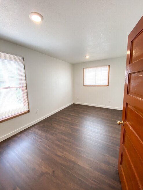 Bedroom 1 - 719 SW 4th St